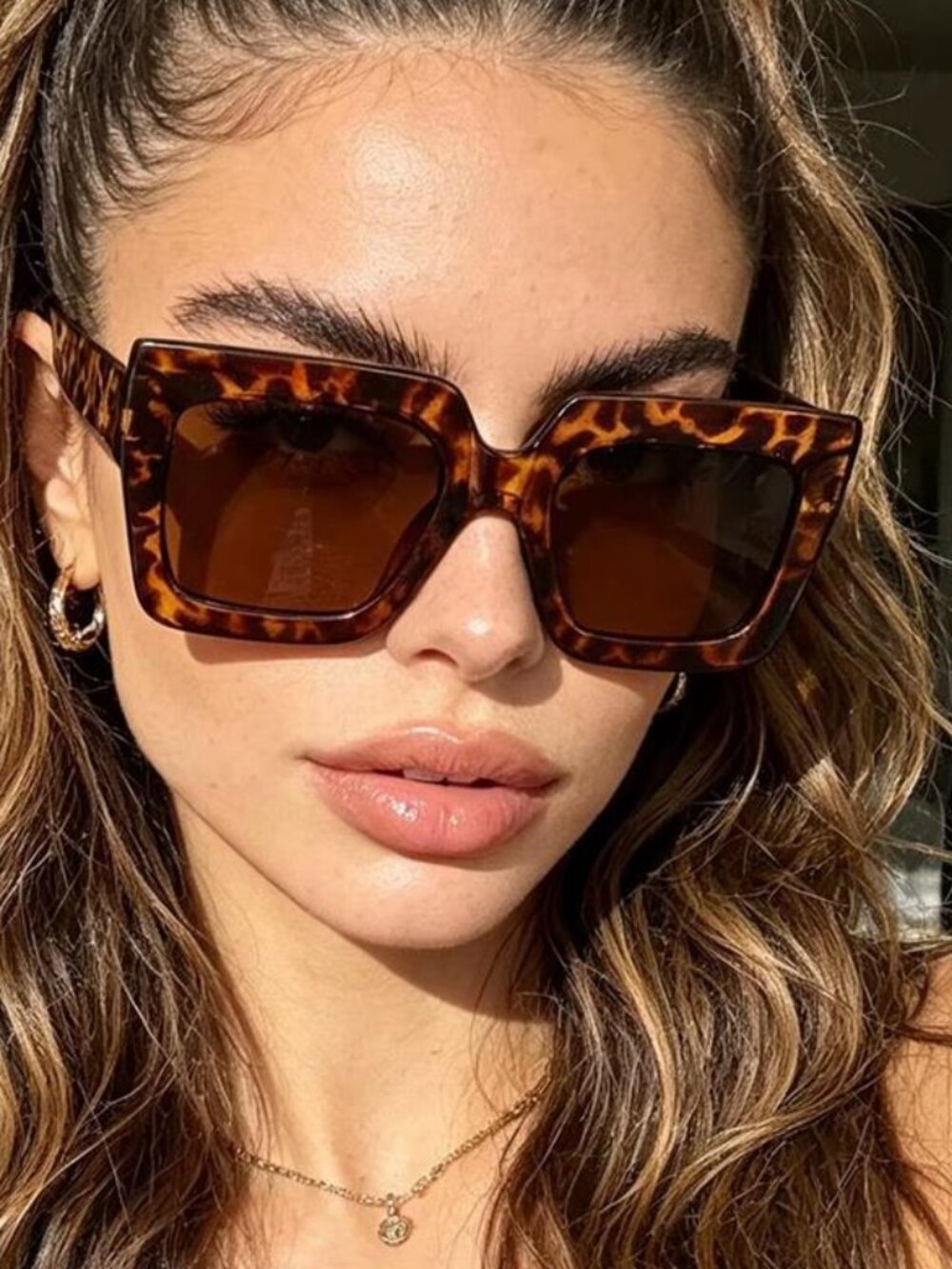 Retro Leopard Print Sunglasses